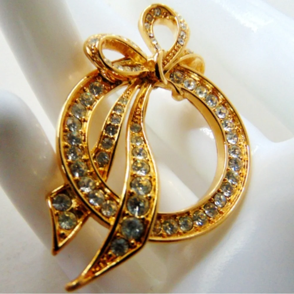 NOLAN MILLER Pave Crystal Wreath With Bow